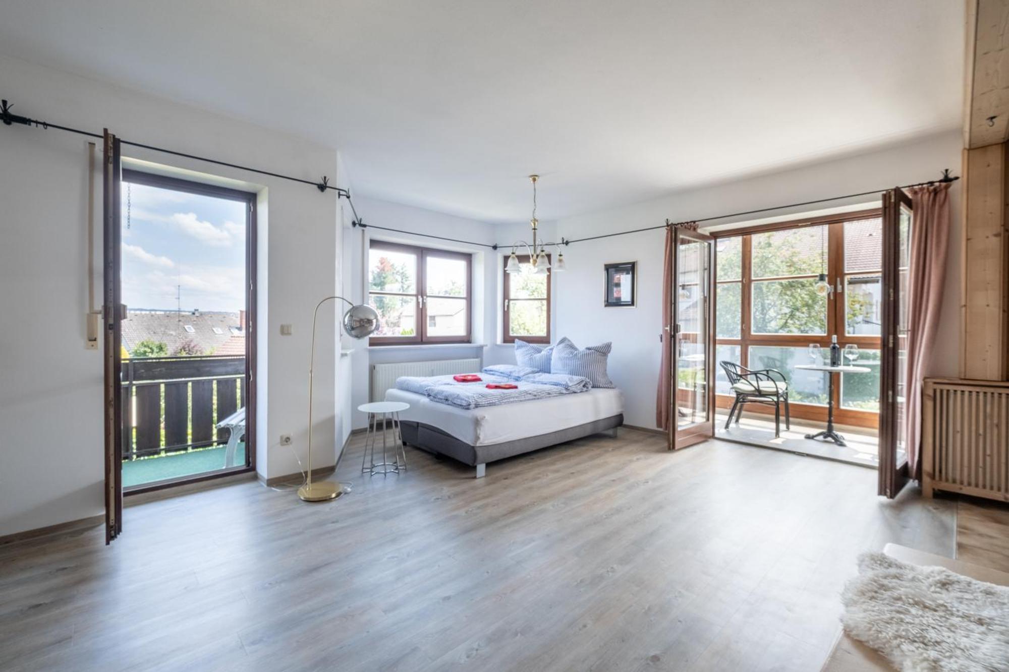 Gemuetliches Wohlfuehl-Apartment Mit Perfektem Seeblick Diessen am Ammersee Luaran gambar